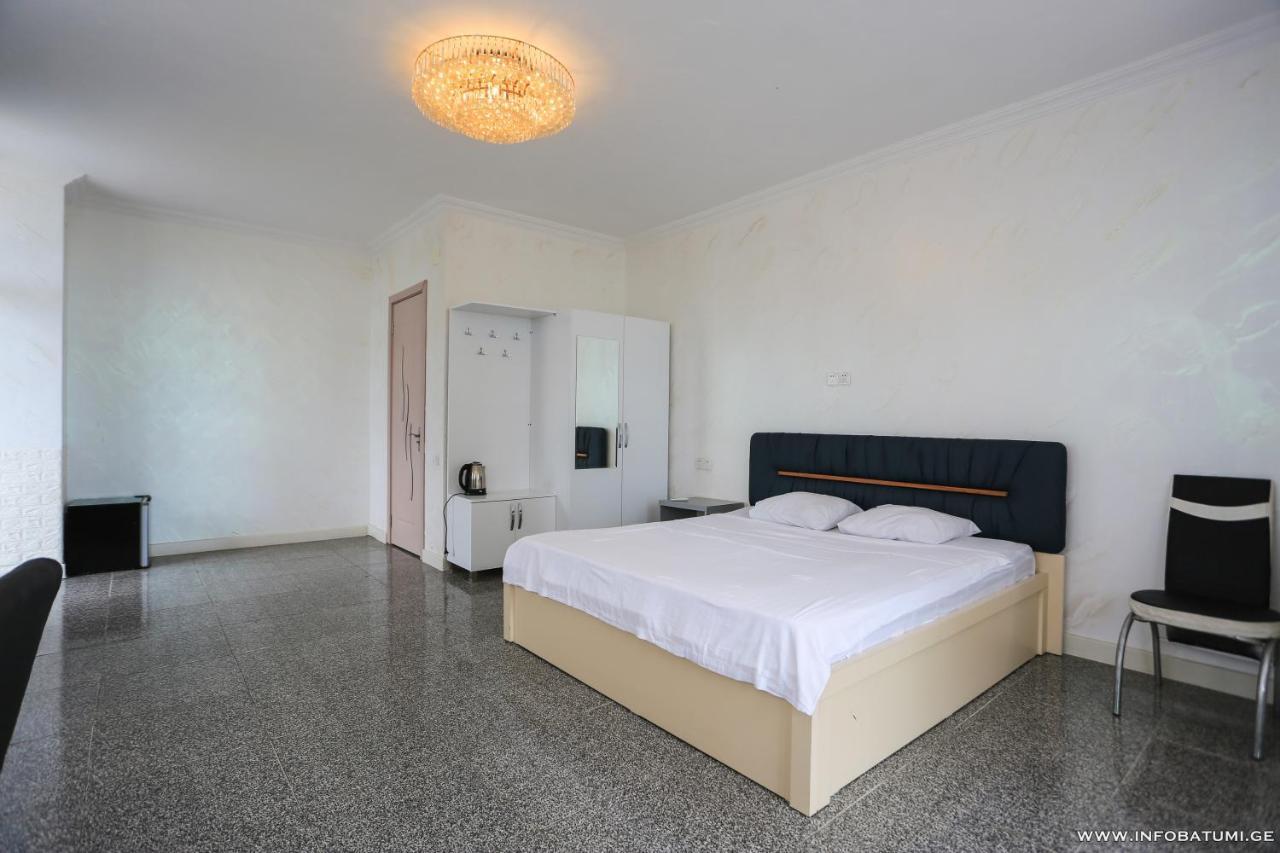 Hotel Carleone Batumi Kültér fotó