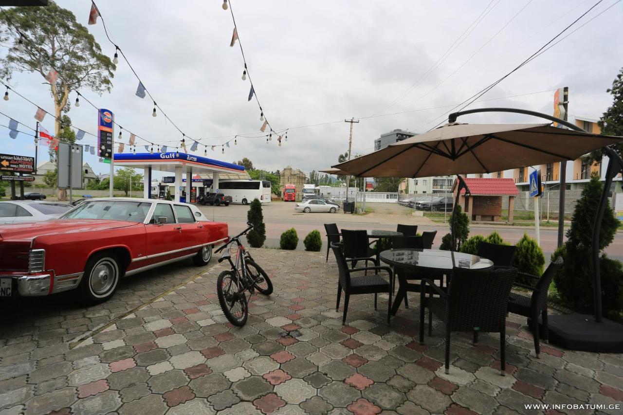Hotel Carleone Batumi Kültér fotó