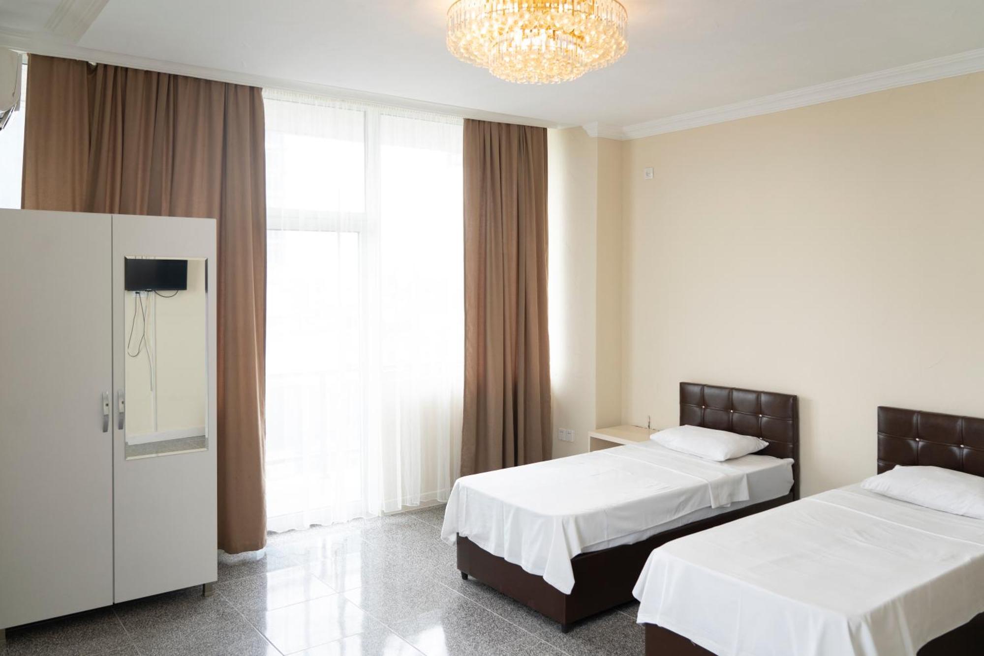 Hotel Carleone Batumi Kültér fotó